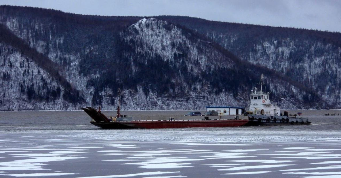 Паромная переправа в Николаевске-на-Амуре прекращает свою работу