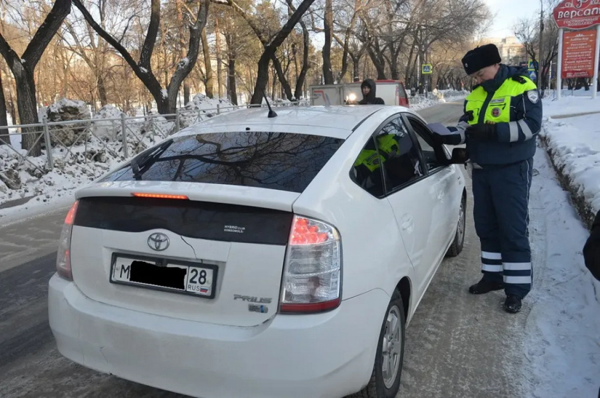 В Комсомольске-на-Амуре пьяный водитель попытался сбежать от полиции