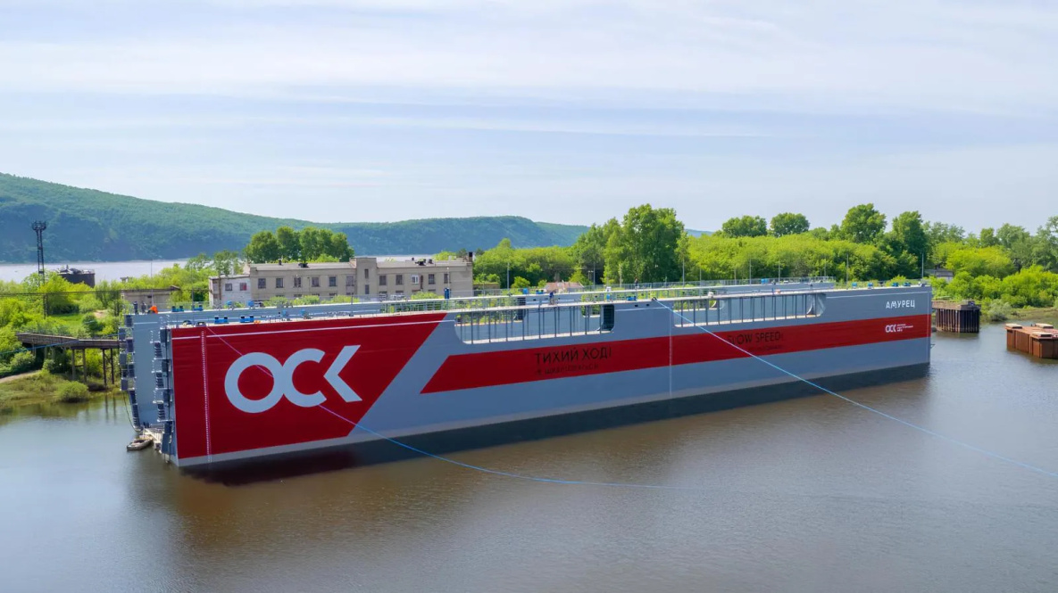 Испытания плавучего дока «Амурец» начались в Комсомольске-на-Амуре