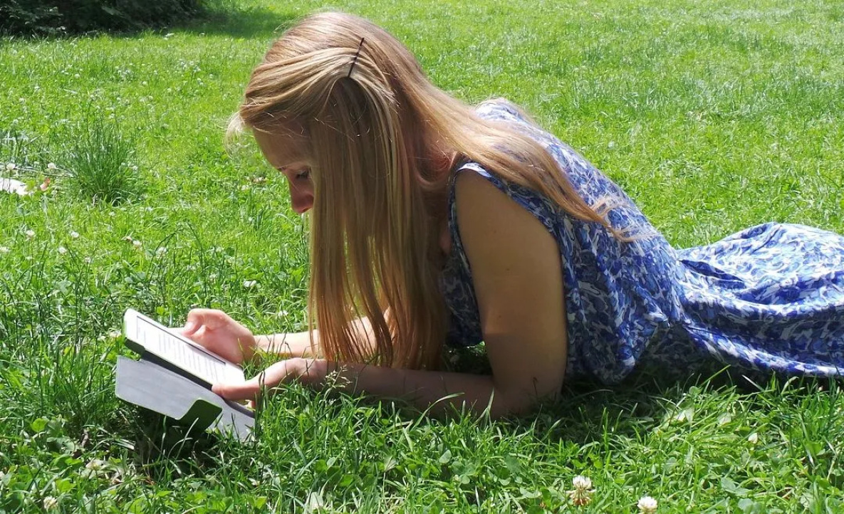 Аналитика Yota: интерес россиян к онлайн-чтению вырос на 50% за год