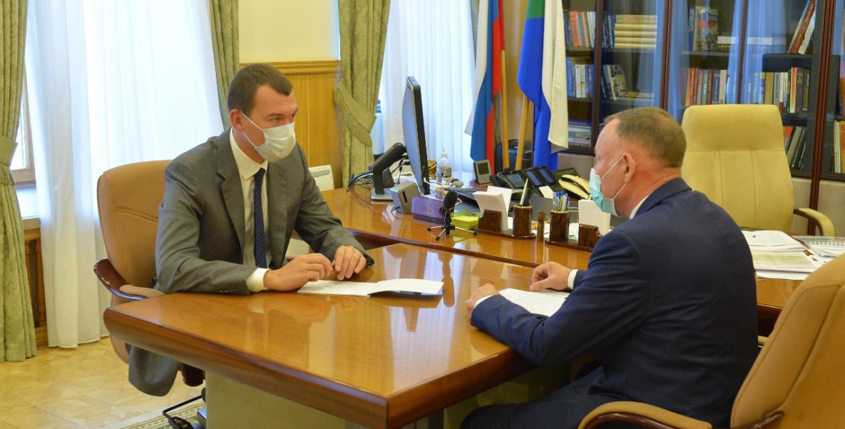 Дегтярёв обсудил с главой хабаровского крайизбиркома грядущие выборы