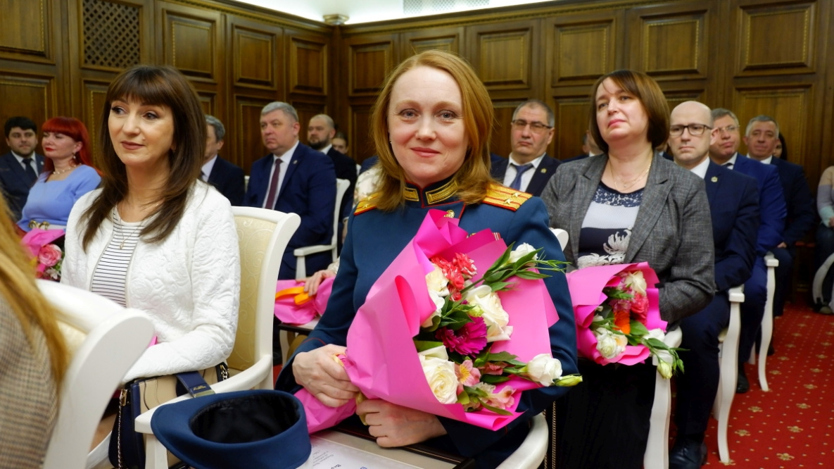Выдающихся женщин Хабаровского края отметили благодарностью губернатора