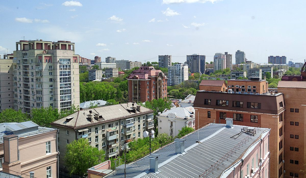 Предложение жилья для аренды в России снизилось вдвое