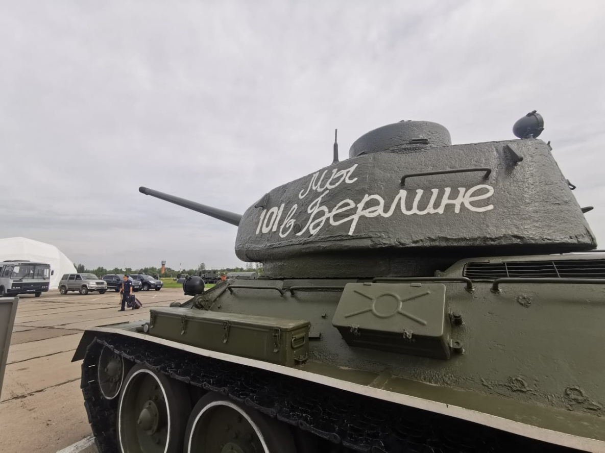 Танковый вальс увидели гости форума «Армия-2021» в Хабаровске