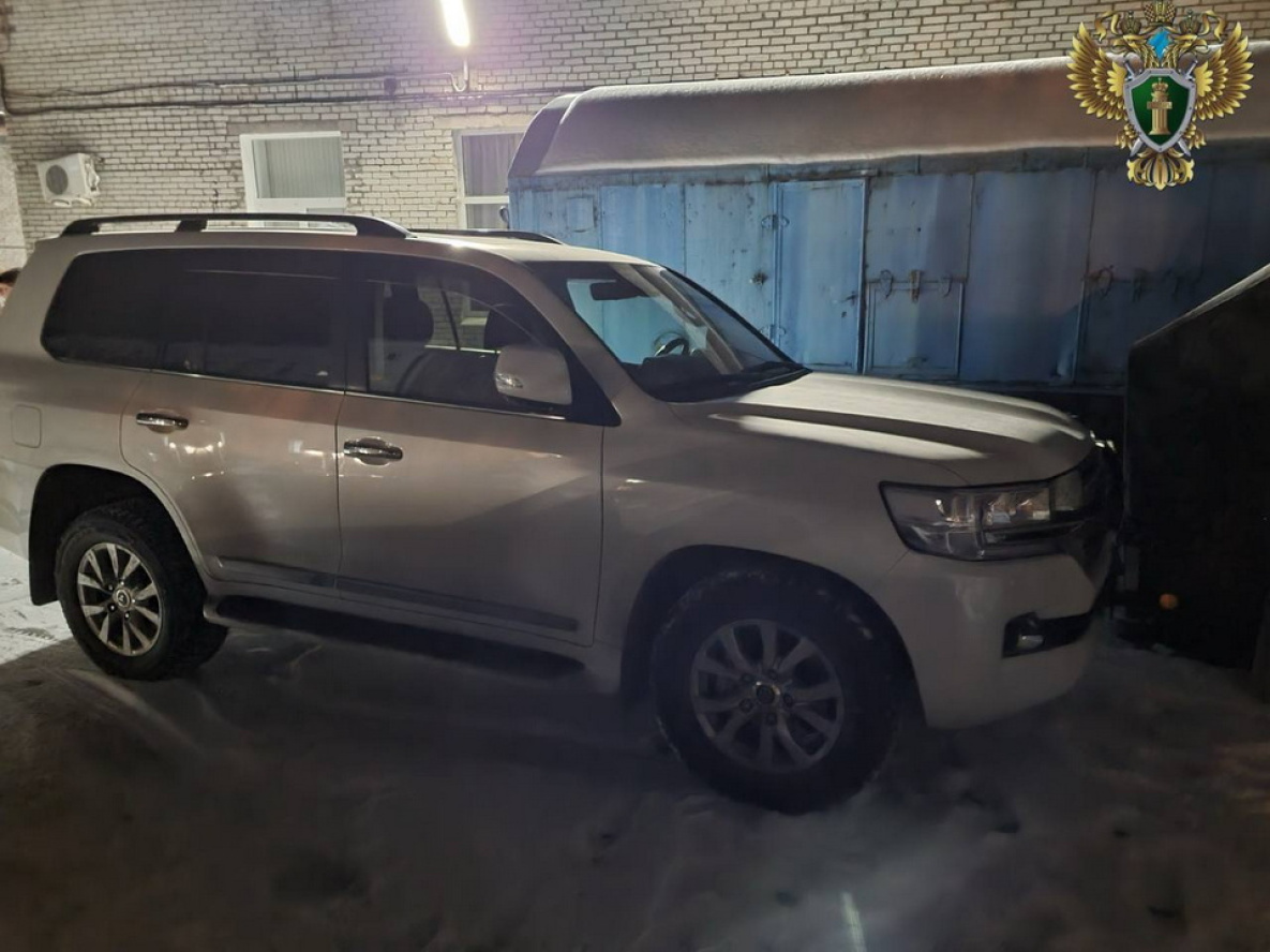 В Хабаровском крае бывший сотрудник РЖД осужден за взятку внедорожником и сваями