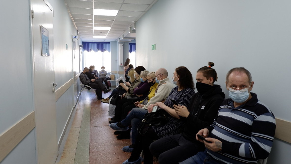 Поликлиники Хабаровска стонут от столпотворения пациентов 