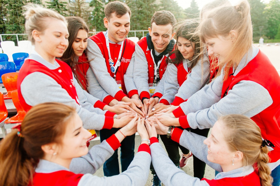 Хабаровчан приглашают выбрать гимн волонтёров всемирного фестиваля молодёжи