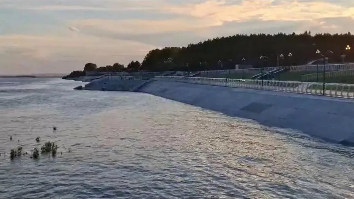 Уровень Амура медленно растёт у Комсомольска-на-Амуре