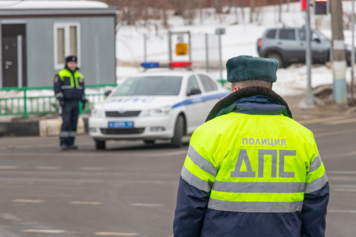 Хабаровчан больше не будут штрафовать за квадратные номера спереди  автомобиля