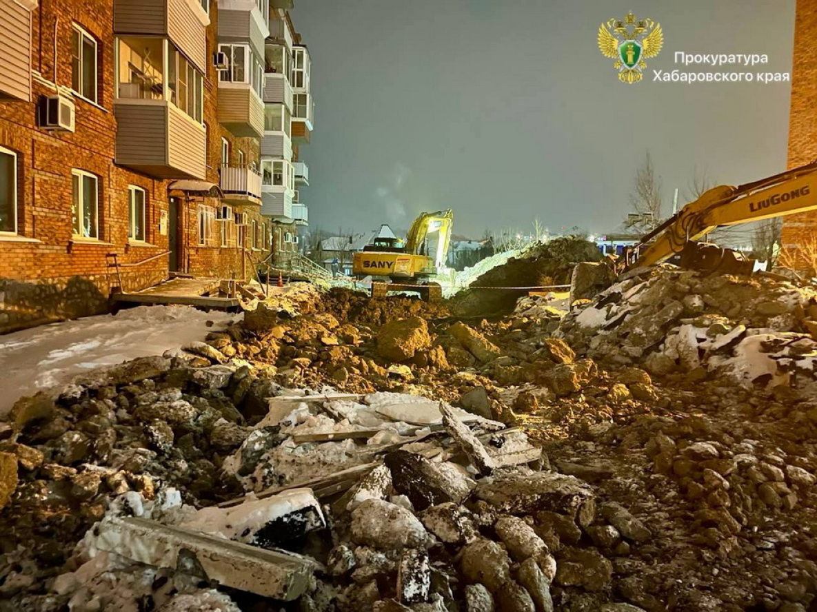 Ремонт коллектора оставил без отопления четыре дома в Хабаровске