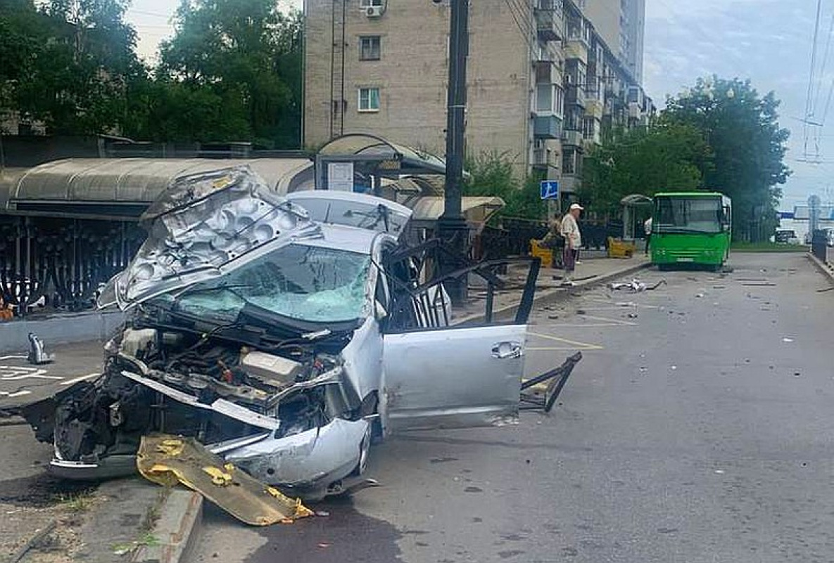 Пассажиры с ножом напали на водителя такси в Хабаровске