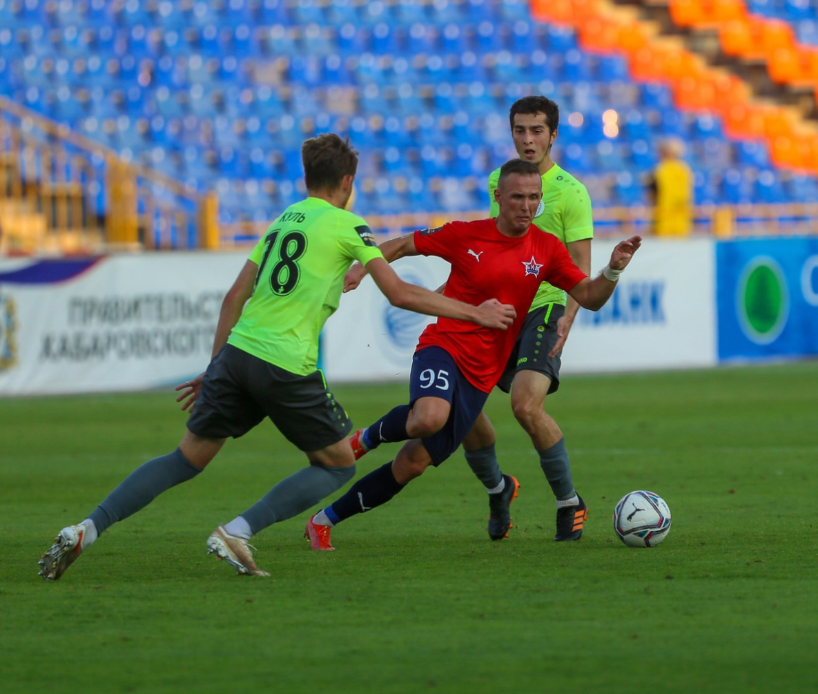 «СКА-Хабаровск» добился волевой победы в матче с «Родиной»
