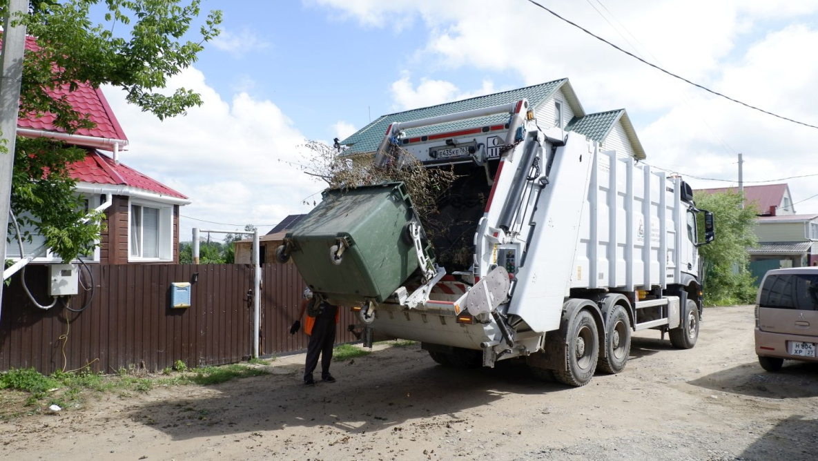 Частный сектор Хабаровска оборудуют мусорными контейнерами