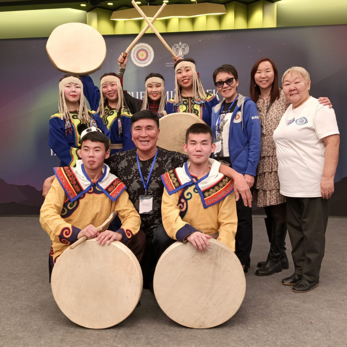 Ульчский ансамбль «Диро» стал призером конкурса «Северное сияние» в Москве