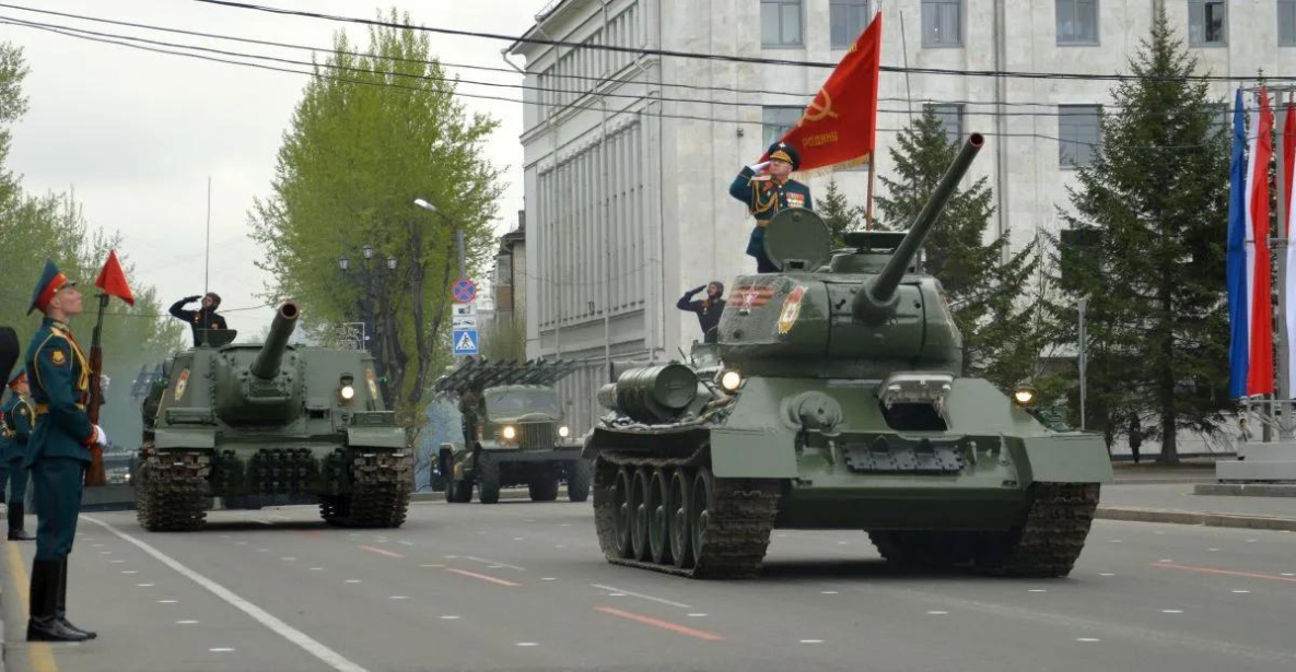 В Хабаровске перекроют улицы в центре в связи с репетицией парада Победы