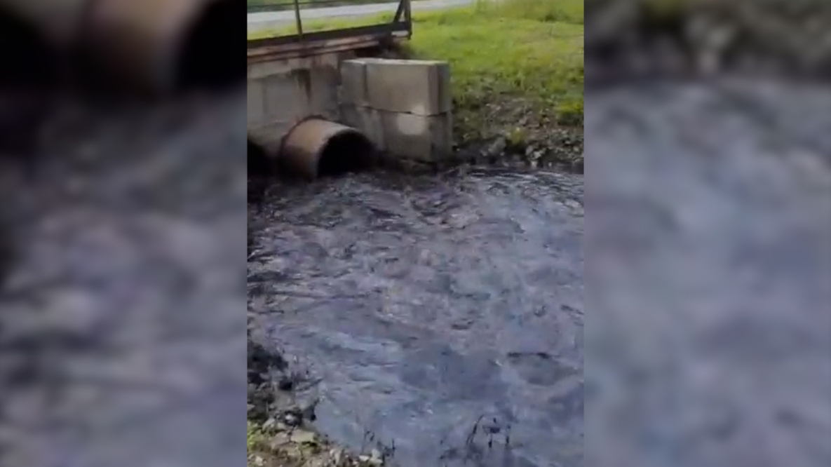 Погода на апрель в комсомольске на амуре. Ураган в Комсомольске на Амуре. Ручей клюквенный Комсомольск на Амуре. Сирена в Комсомольске на Амуре. Наводнение в Комсомольске на Амуре 2013.