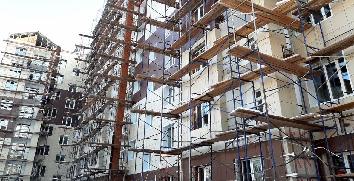 В Комсомольске-на-Амуре завершается строительство дома для молодых семей