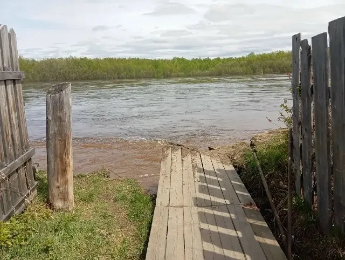 Вода начала покидать приусадебные территории в сёлах Аяно-Майского района