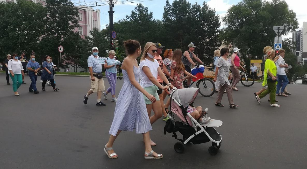 Хабаровчан просят не брать детей на митинги
