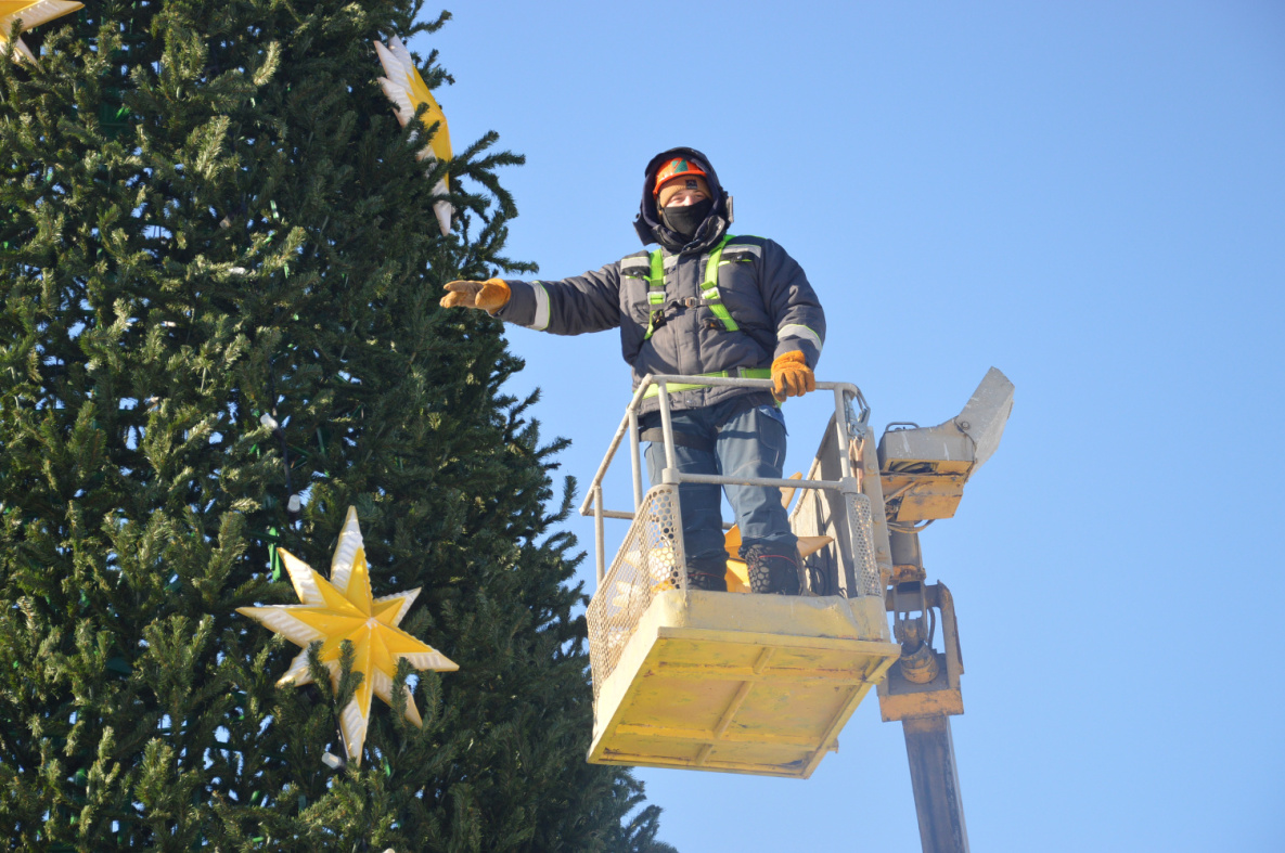 Большой каток впервые зальют на площади имени Ленина в Хабаровске