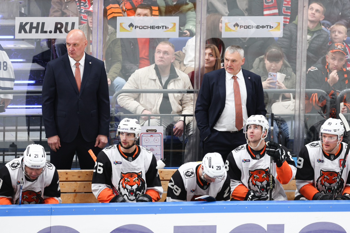 Тренер Александр Гальченюк пропустит игру «Амура» с «Адмиралом»