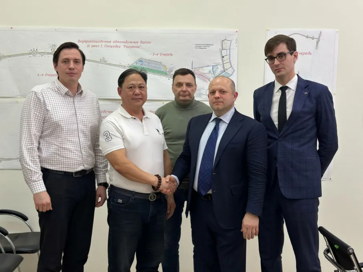 Инвестор из КНР построит завод по выпуску окон и стекла в Хабаровском крае
