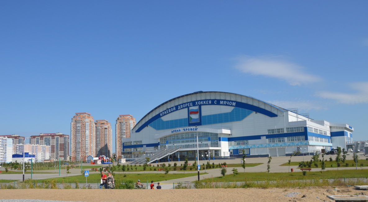 Лёд для нового сезона начали заливать в Хабаровске в арене «Ерофей»