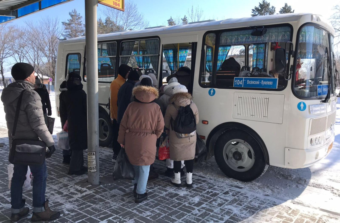 Два новых автобуса вышли на маршруты в Вяземском районе