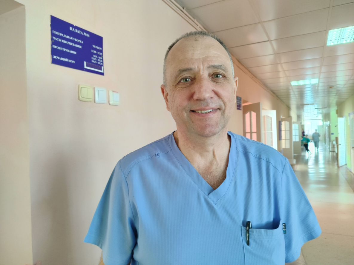 Хабаровский хирург уникальными операциями спасает жизнь детям